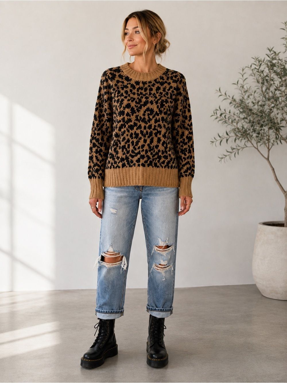 NWT Old Navy Women’s Leopard Print Crewneck Oversized Sweater Size XS